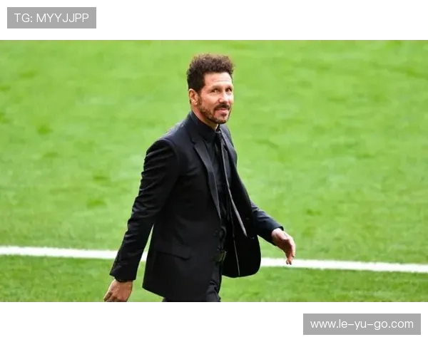 意国前锋拉斯帕多里技术解析：从冠军拼图到马竞新核的挑战与前景