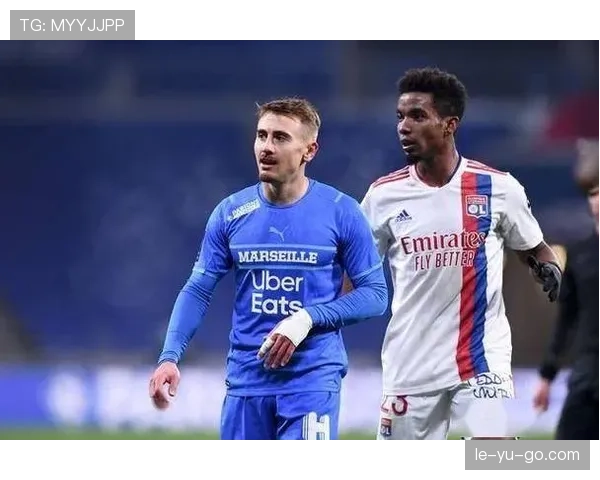 伯恩茅斯战术体系近期表现稳健，攻防转换效率持续提升